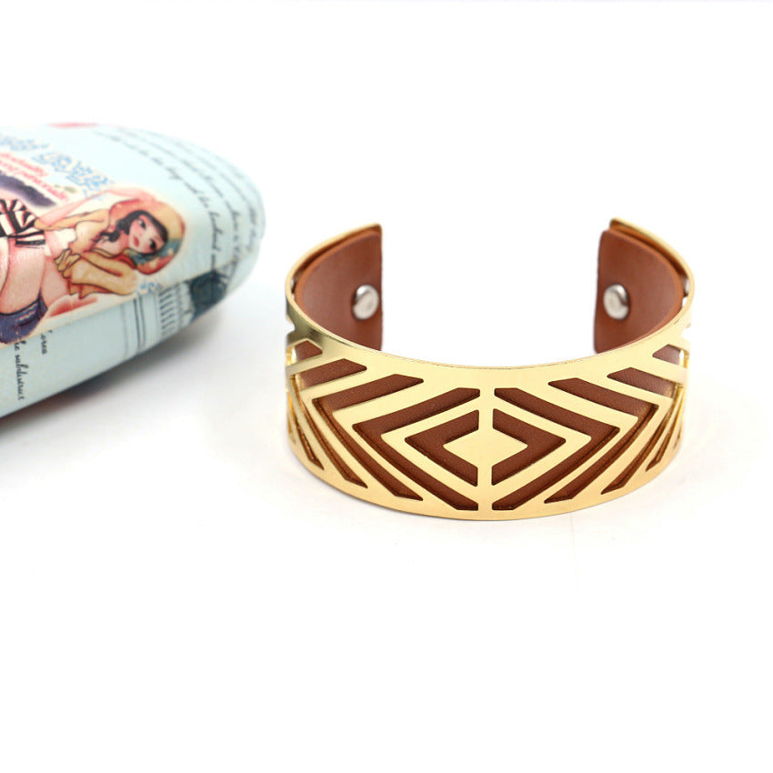 Diamond Pu Leather Cuff Bracelet B2794