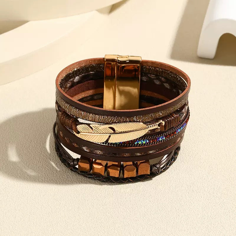 Leaf Leatherette Magnetic Bracelet B3608
