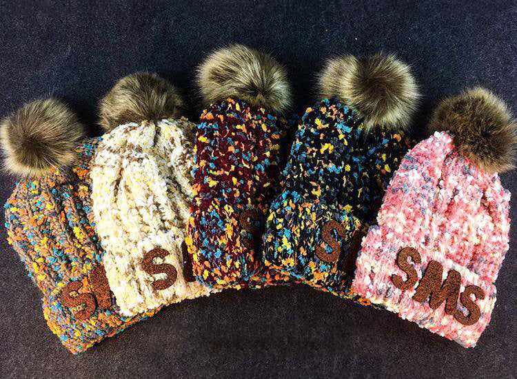 Wool Ball Mixed-color Knitted Beanie C0235