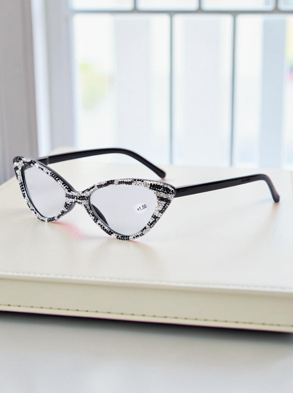 Handmade Rhinestone Cat-Eye Reader Glasses G0404-White