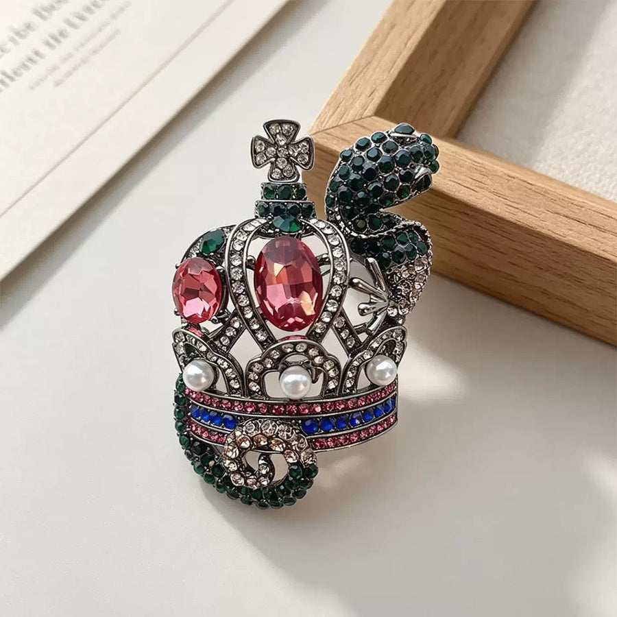 Crown Alloy Brooch PA6388