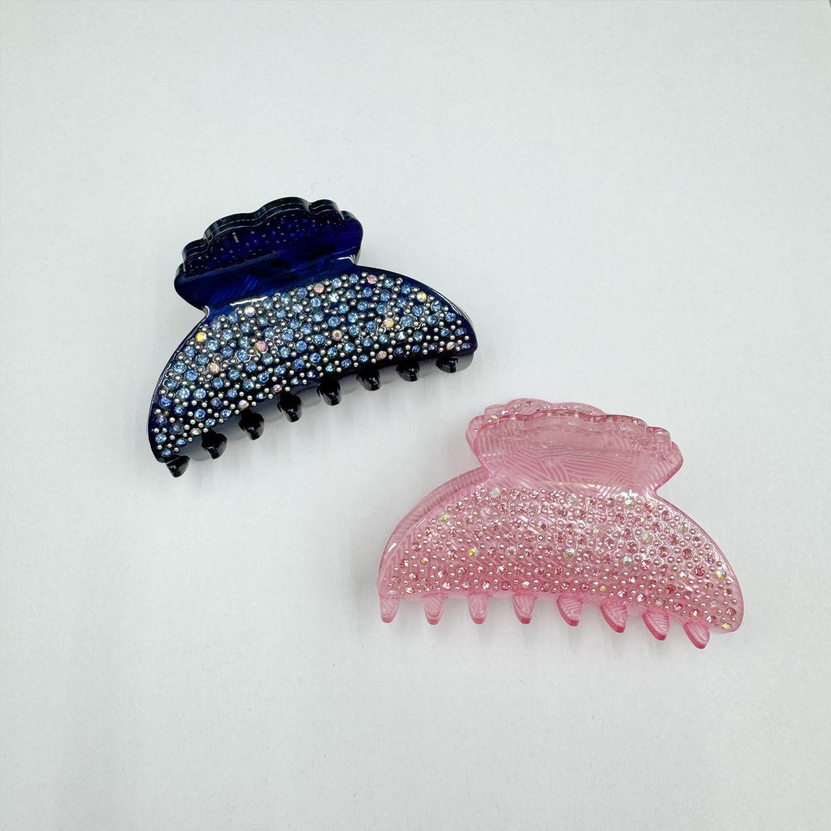 Shell Shaped Rhinestone Acrylic Hair Clip L4839