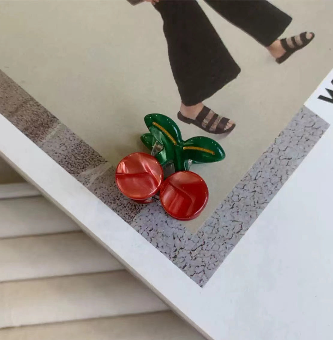 Cherry Acrylic Mini Hair Clip L4987 - view 4