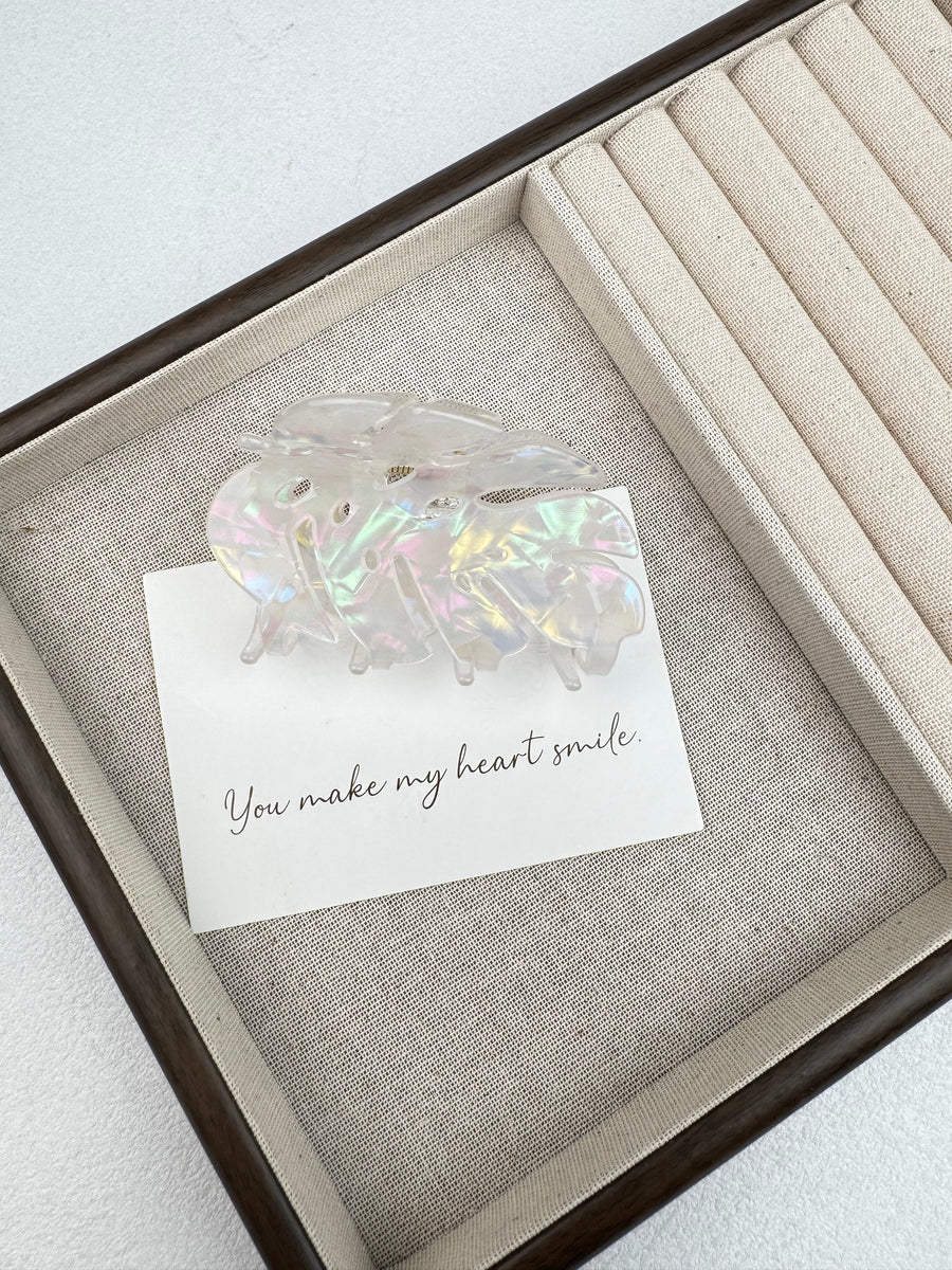 Fishbone Acrylic Hair Clip L5179