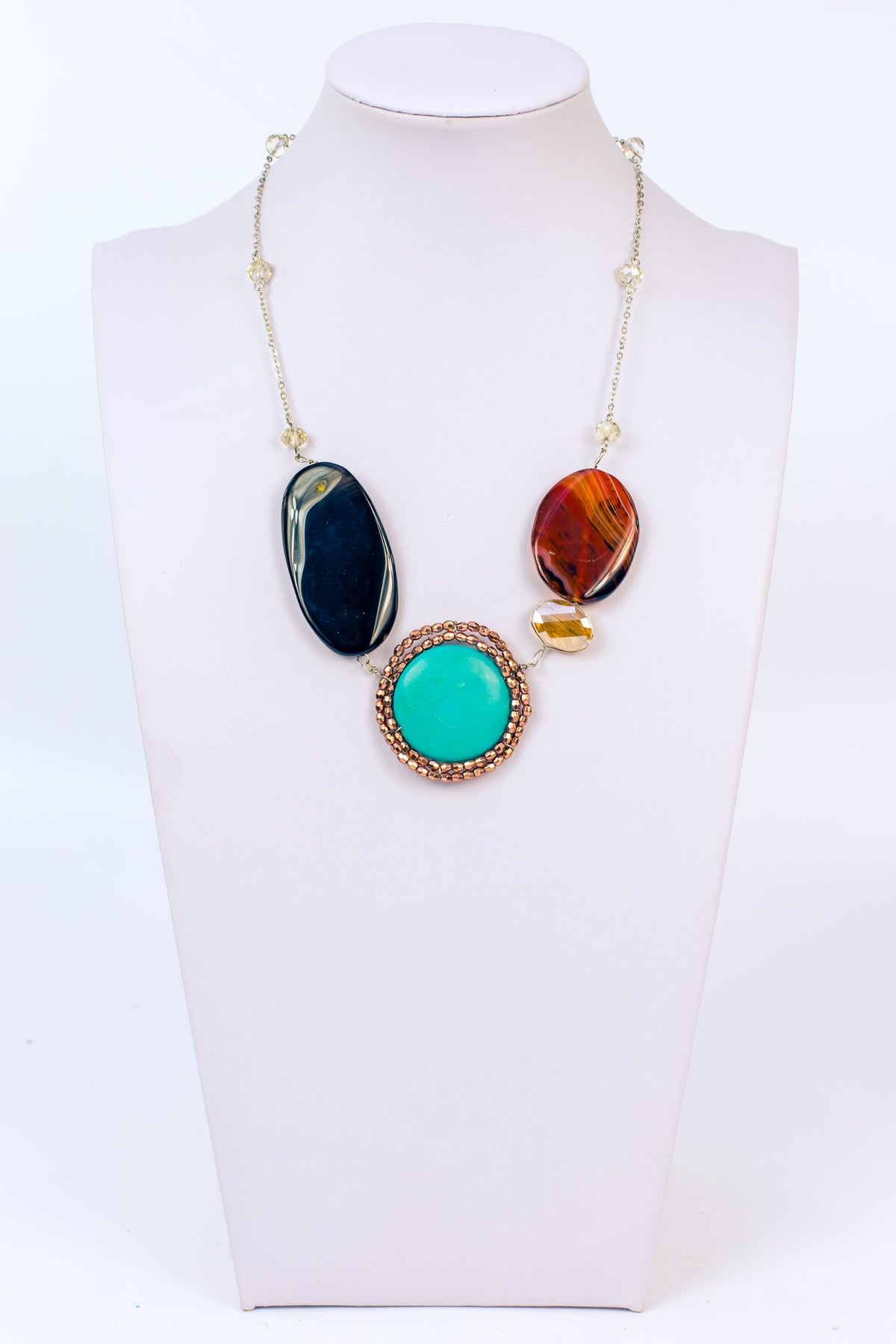 Natural Stone Crystal Necklaces N1417