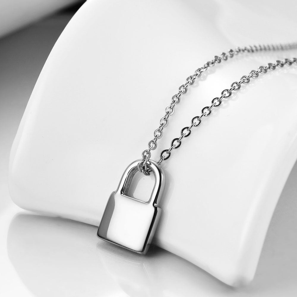 Locker Stainless Steel Necklace N3907