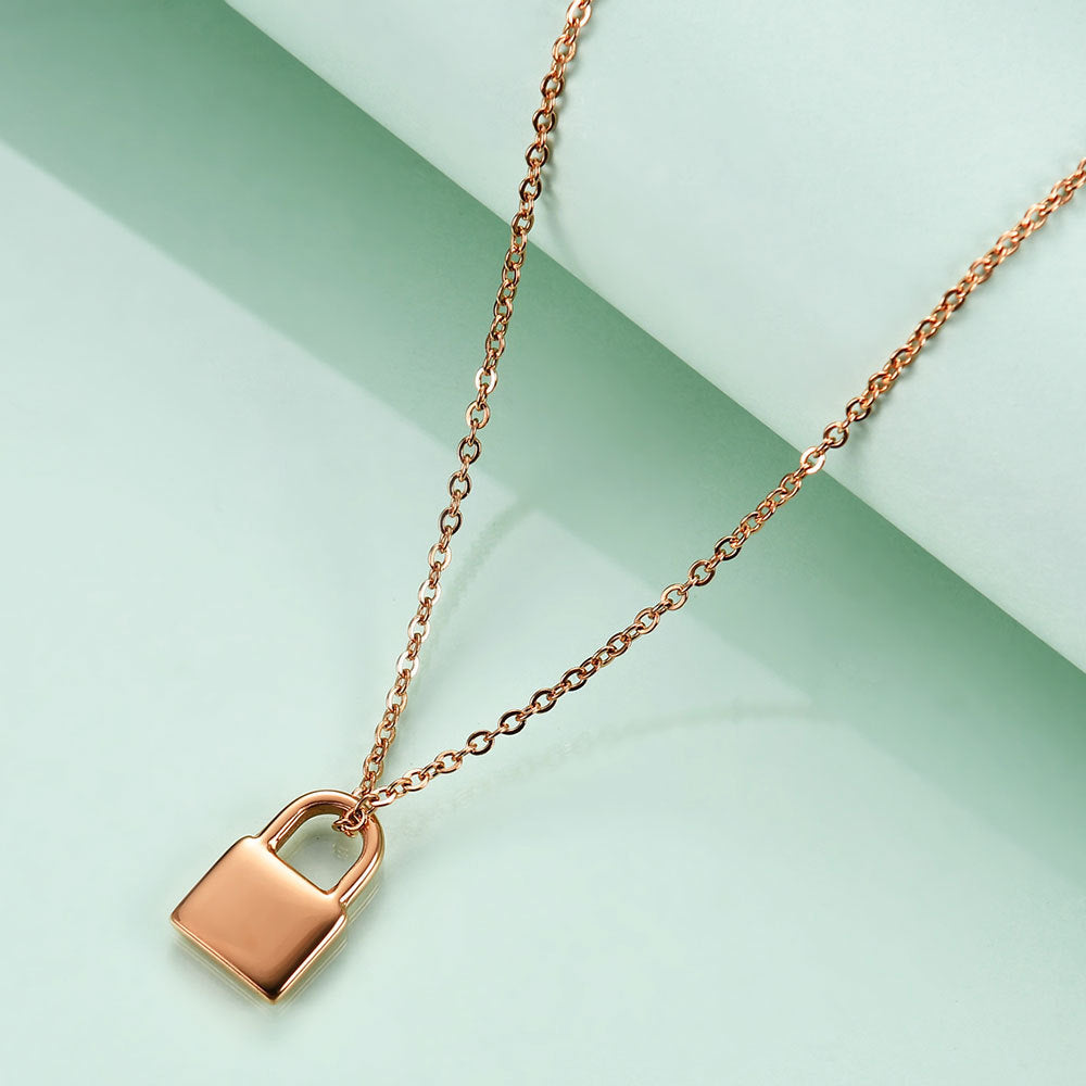 Locker Stainless Steel Necklace N3907