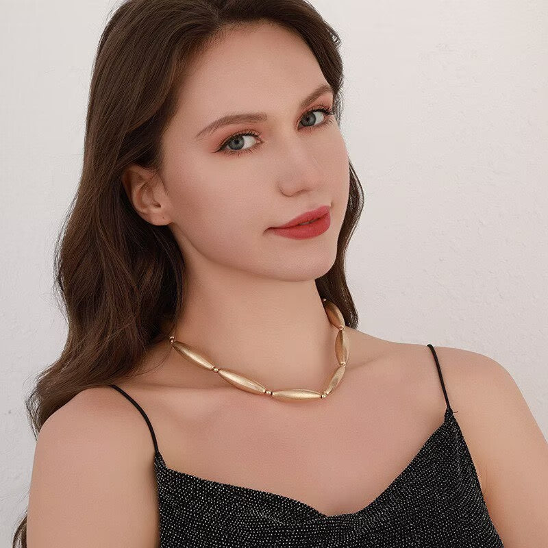 Oval Shape Metal Necklace N5680 - view 3