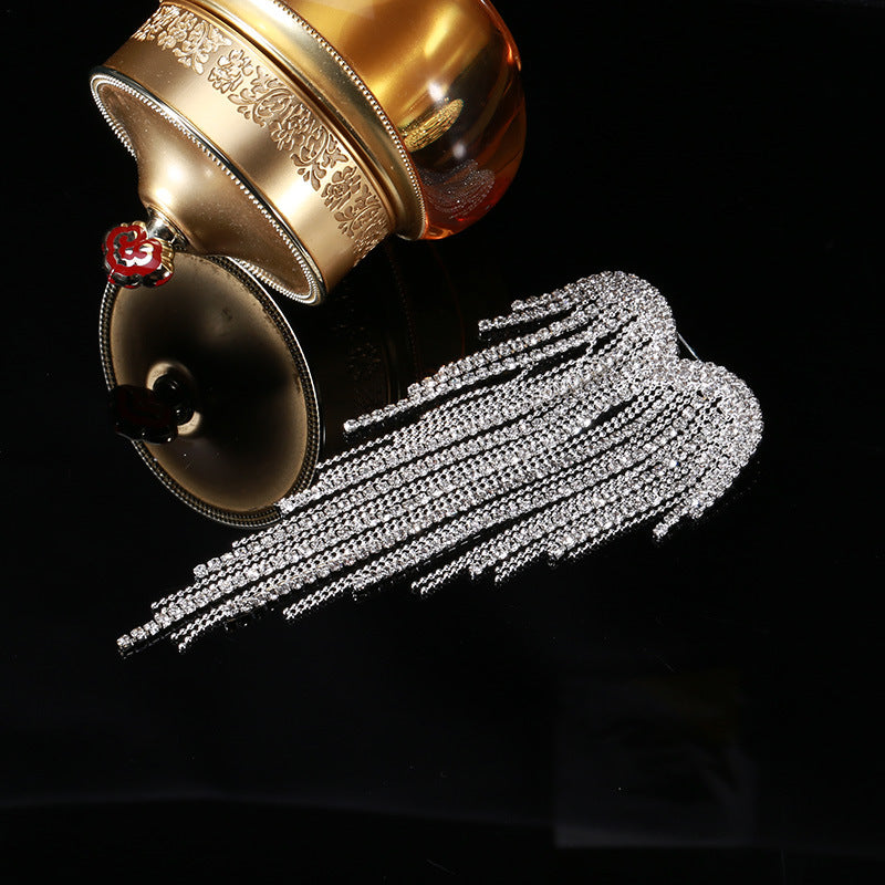Heart Tassel Rhinestone Brooch PA3668
