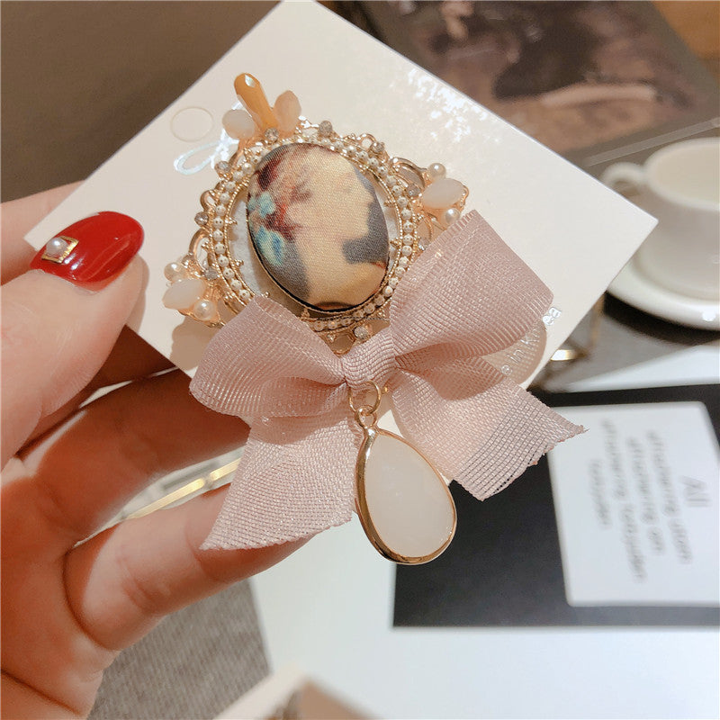 Beauty Character Lace Brooch PA3973