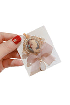 Beauty Character Lace Brooch PA3973