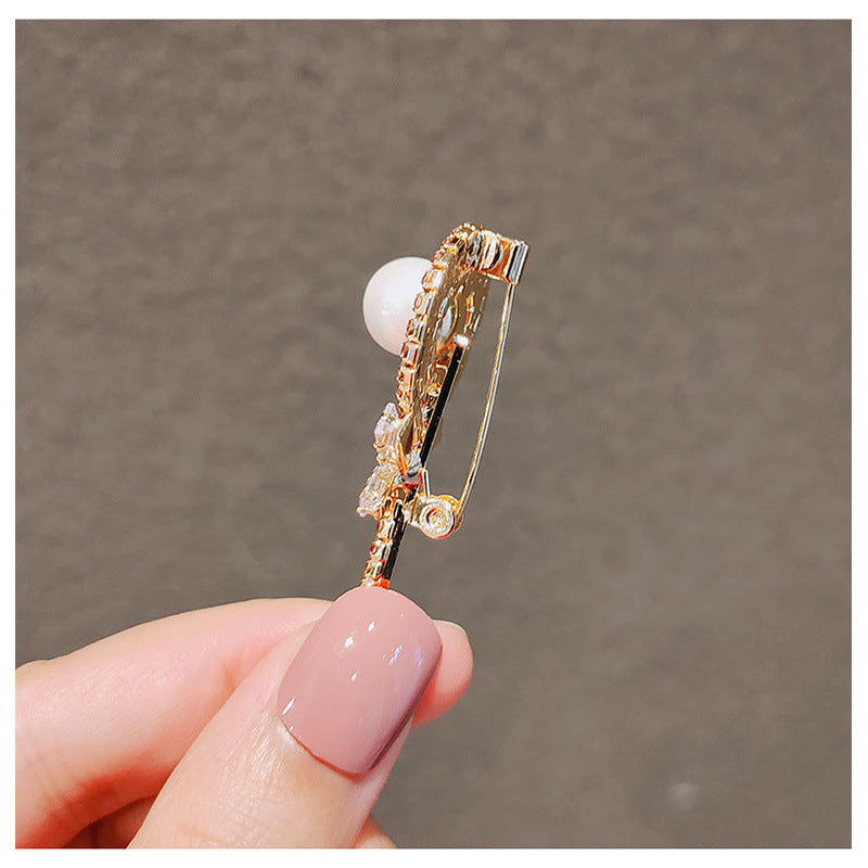 Lollipop Rhinestone Brooch PA4012