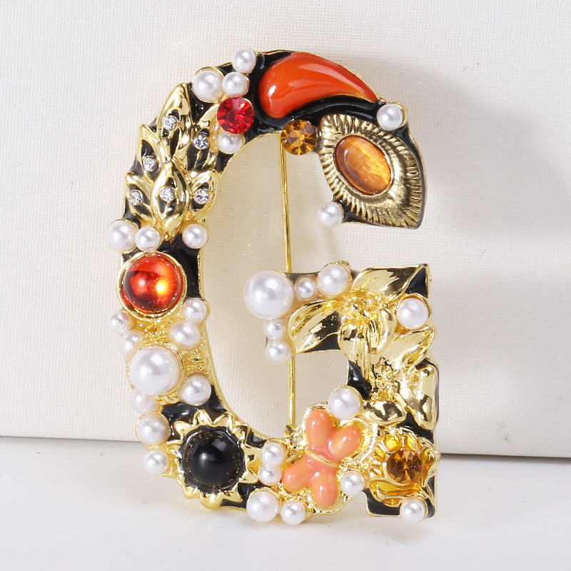 Alphabet Rhinesotne Brooch PA4118