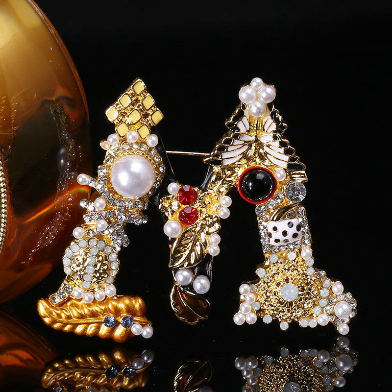 Alphabet Rhinesotne Brooch PA4118