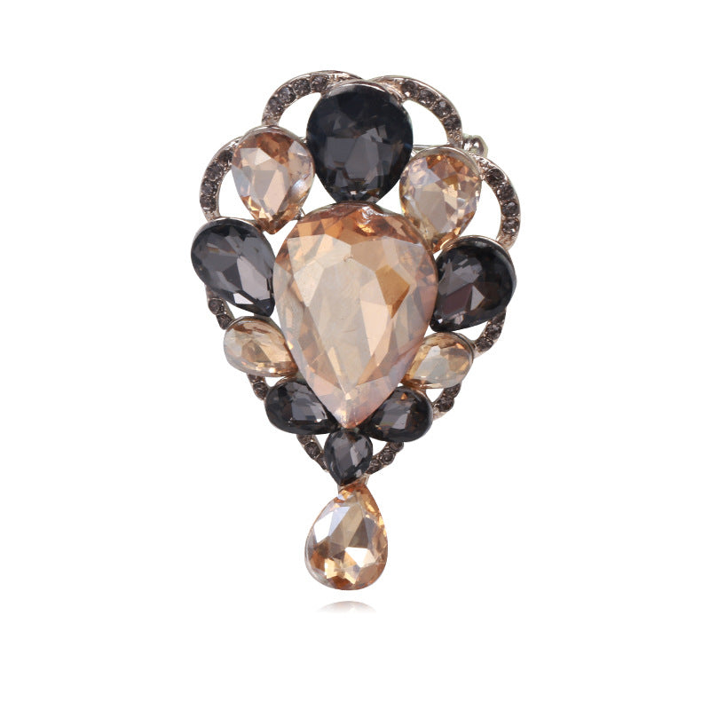 Teardrop Rhinestone Brooch PA4777