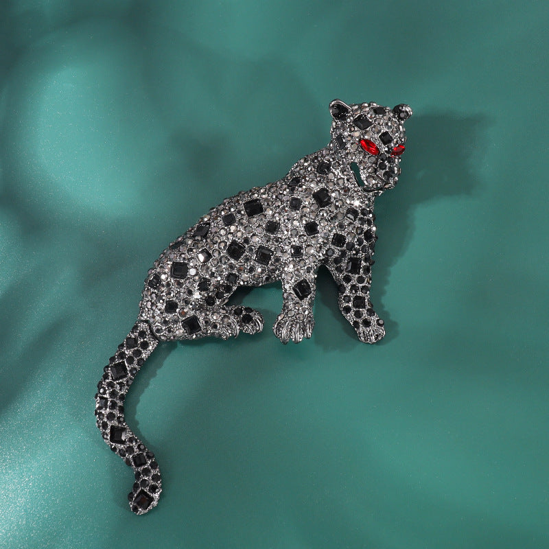 Leopard Rhinestone Brooch PA4813
