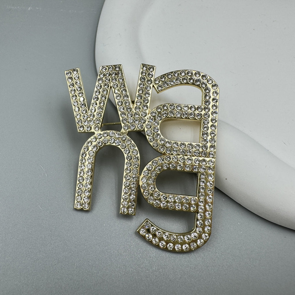 WANG Rhinestone Brooch PA5179