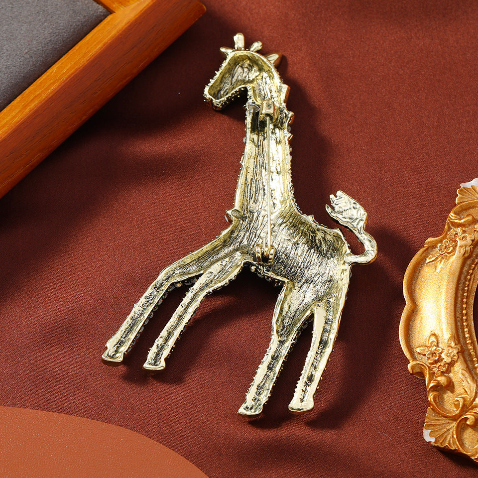 Giraffe Rhinestone-Embellished Alloy Brooch PA5642 - view 5