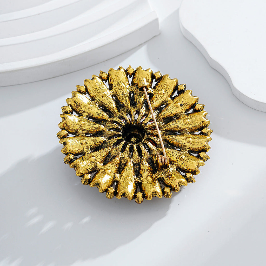 Retro Sunflower Alloy Rhinestone Brooch PA5808 - view 4
