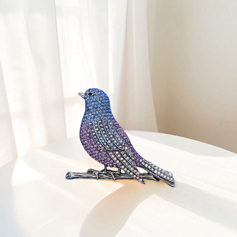 Birdie Rhinestone-Embellished Alloy Brooch PA6029